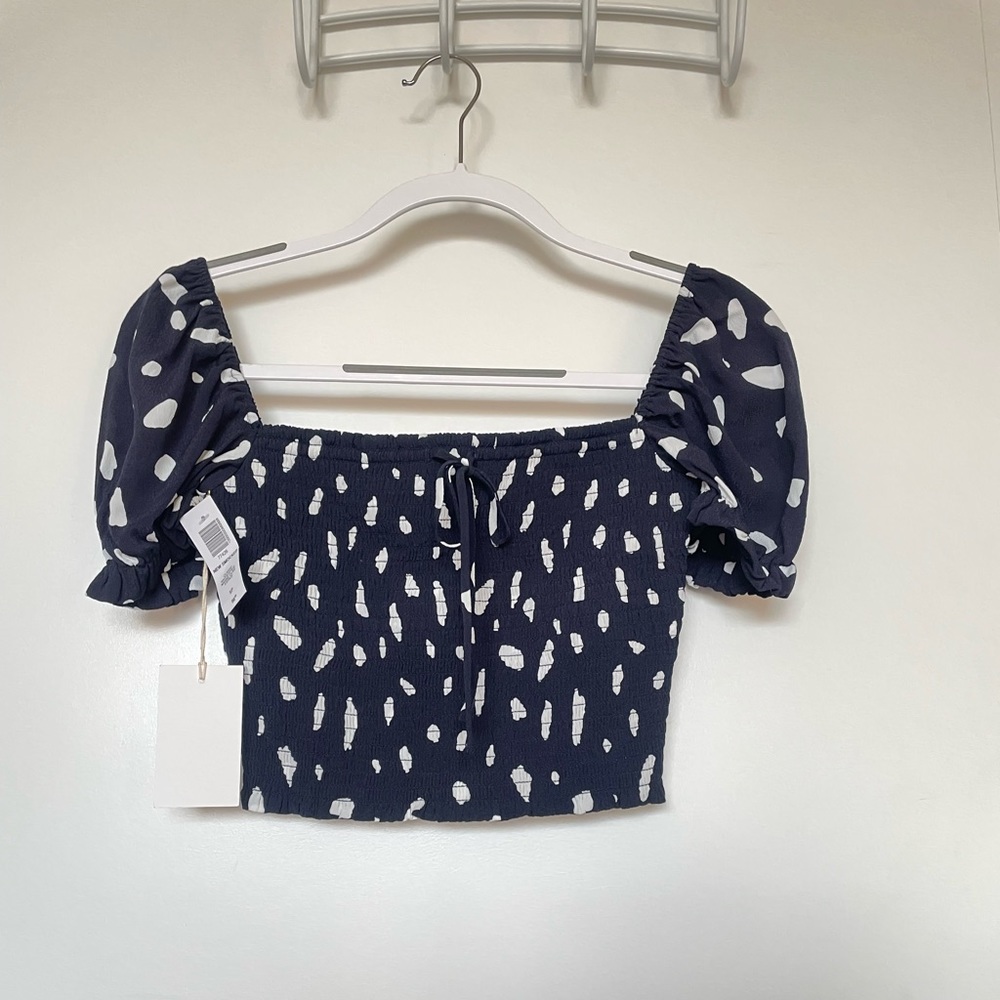 BNWT Wilfred New Smocked Blouse - Picture 5 of 12